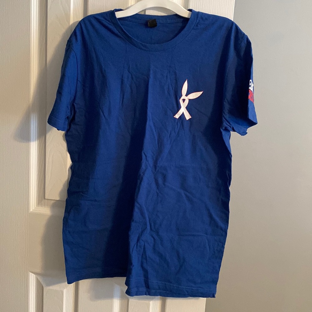 NWOT Ariana Grande One Love Manchester t-shirt
